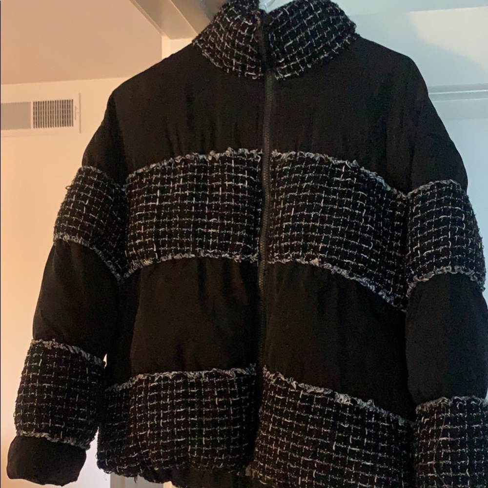 Tweed puffer coat size large brand new